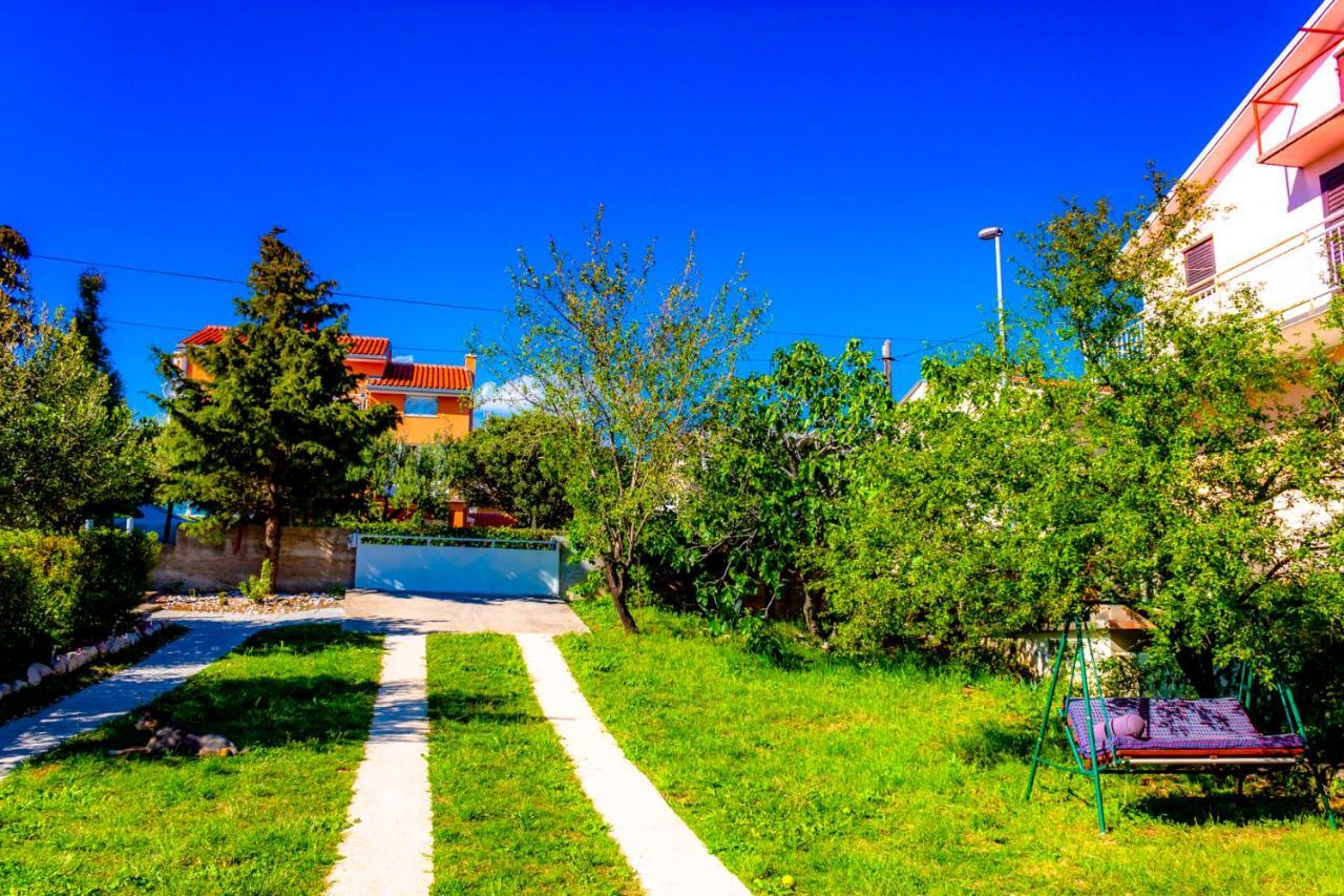 Vacation Home Grill & Chill With 350M2 Garden With Bbq Нови-Винодолски Экстерьер фото
